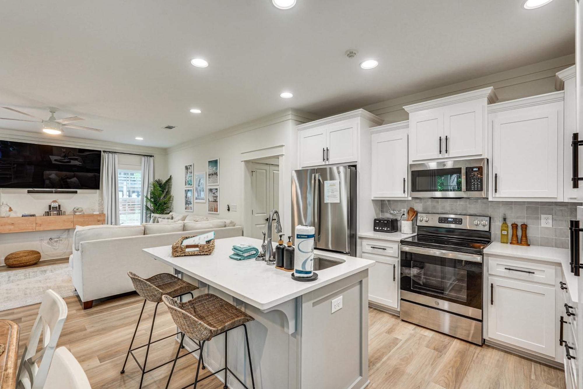 Holiday home Chic Panama Home, Walk To Laguna Beach!
