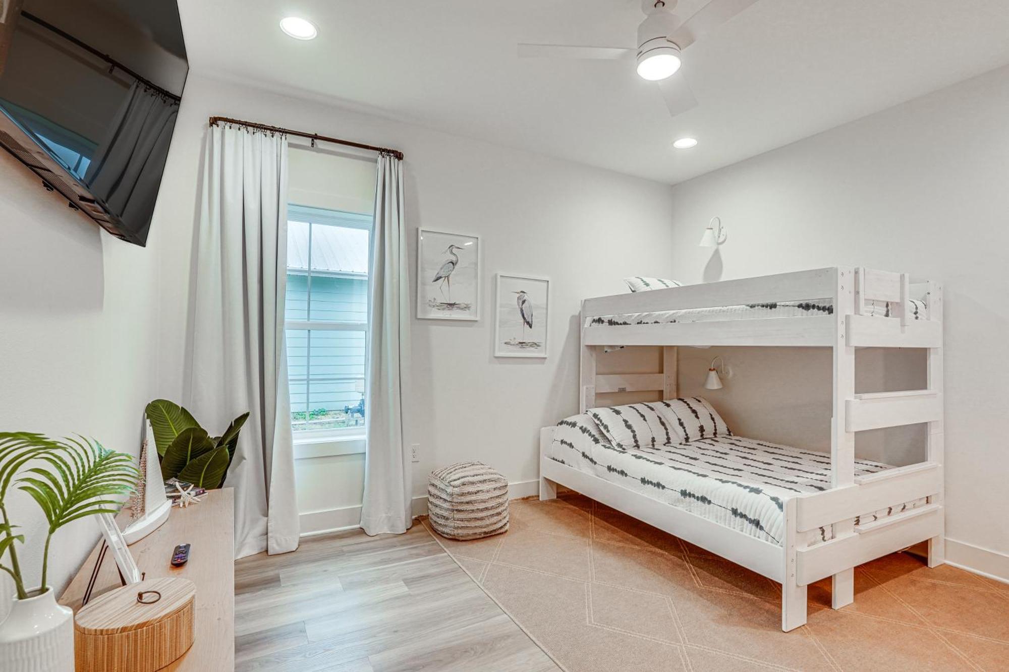 Holiday home Chic Panama Home, Walk To Laguna Beach!