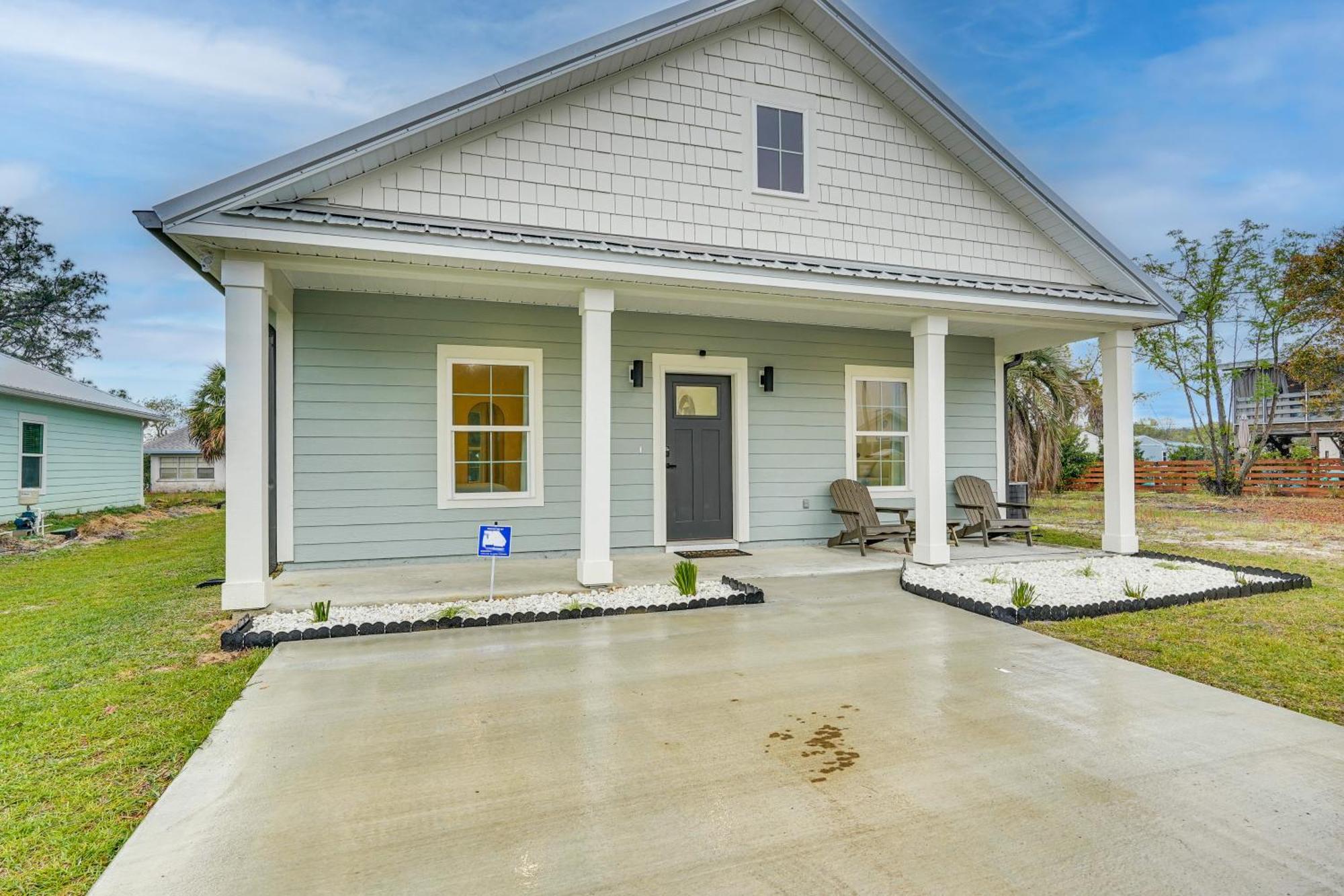 Chic Panama Home, Walk To Laguna Beach! Holiday home Panama City Beach